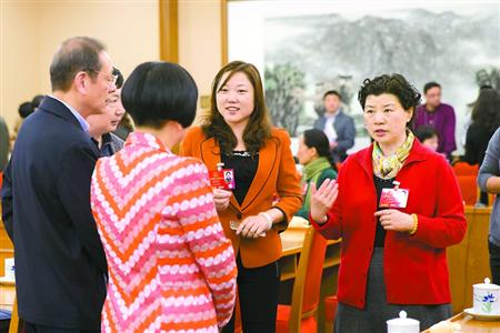 韩正杨雄等市领导祝妇女同志节日快乐