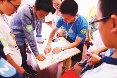 1200多名考生参加上海科技大学校园开放日活