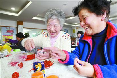 申城社区居民自治实现老年人业余活动自我管理 乐龄俱乐部来了“群众领袖”