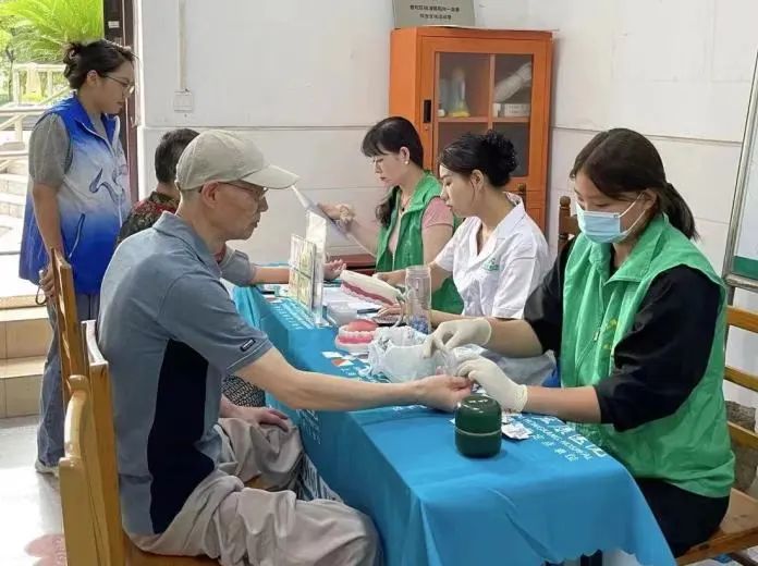 0725_133422_808.jpg 0725_133422_808.jpg