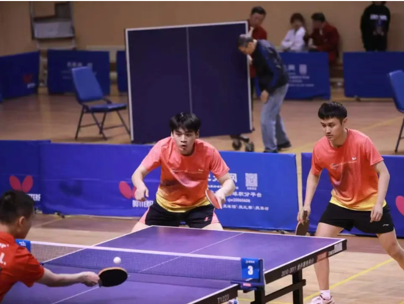2025年“虹赛场”虹口区全民健身系列赛——“同策·蝴蝶杯”第十九届爱聚网乒乓球俱乐部丙级联赛现场.png 2025年“虹赛场”虹口区全民健身系列赛——“同策·蝴蝶杯”第十九届爱聚网乒乓球俱乐部丙级联赛现场.png