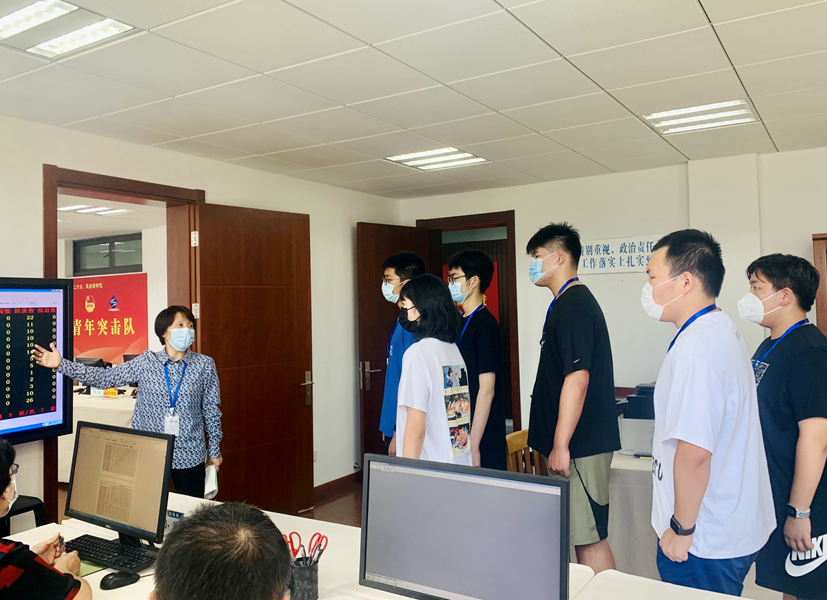 介绍本科普通批次各招生院校专业组信息.jpg 介绍本科普通批次各招生院校专业组信息.jpg