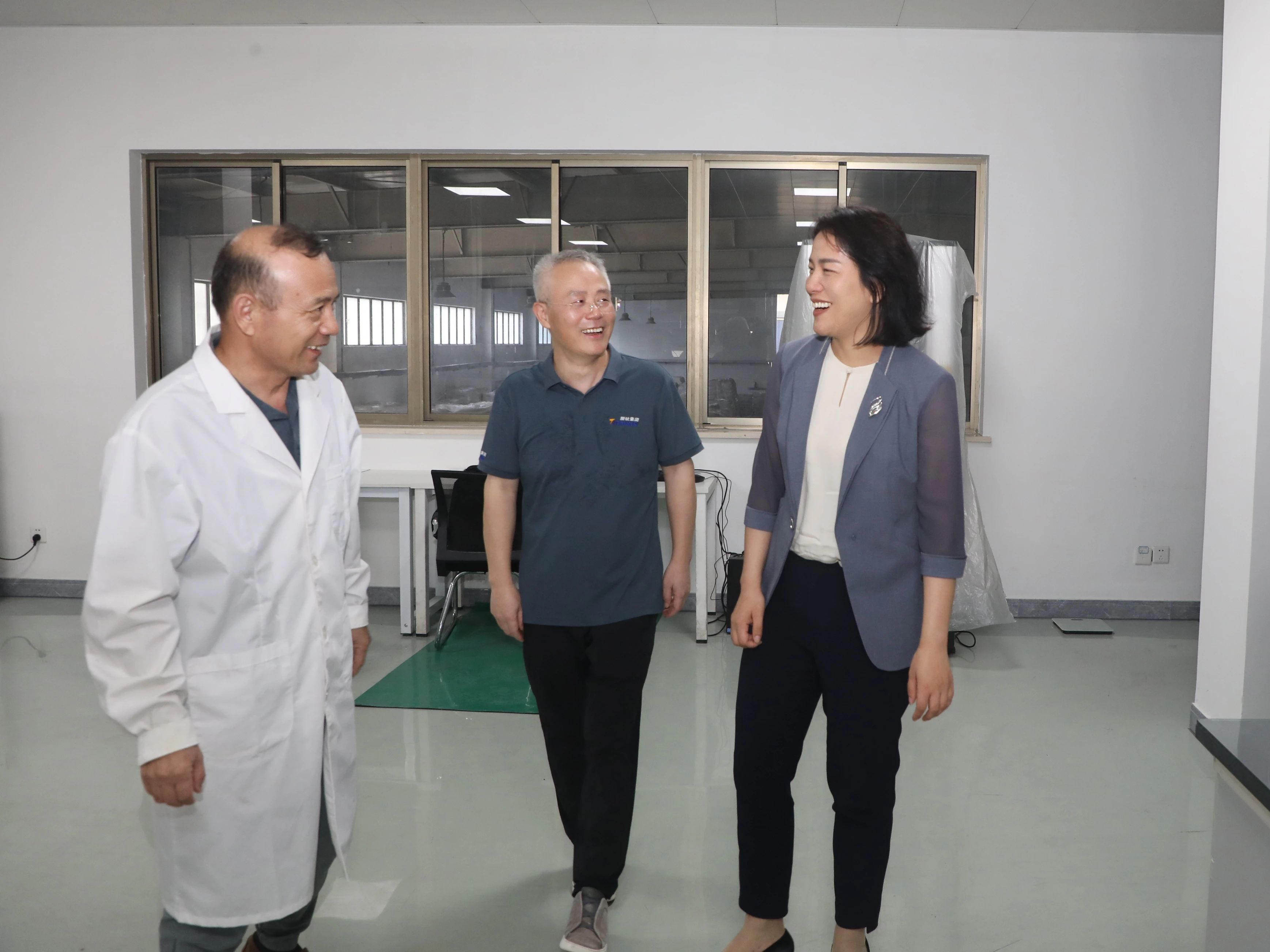 0920_090615_399.jpg 0920_090615_399.jpg