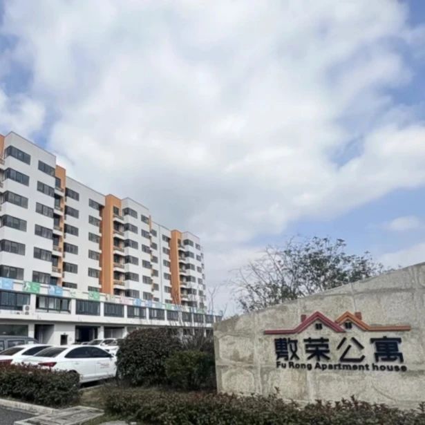 0628_161750_715.jpg 4.jpg