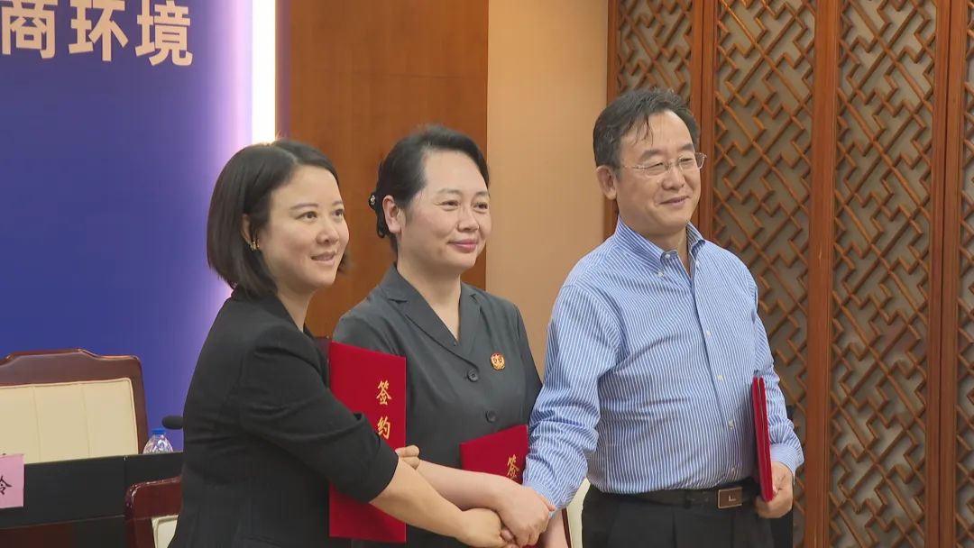 0704_140343_641.jpg 0704_140343_641.jpg