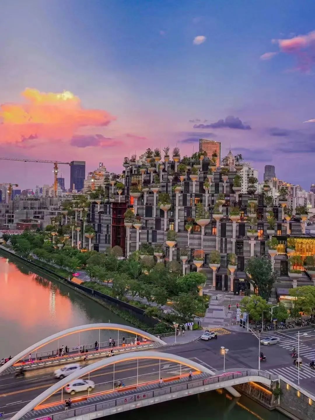 0607_085709_307.jpg 0607_085709_307.jpg