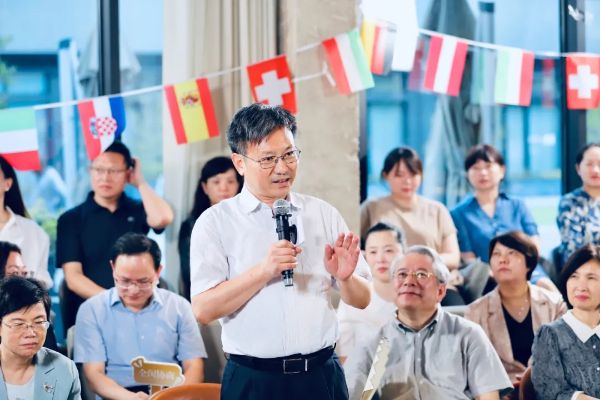 0805_100502842_586.jpg 20240805_094833_011.jpg