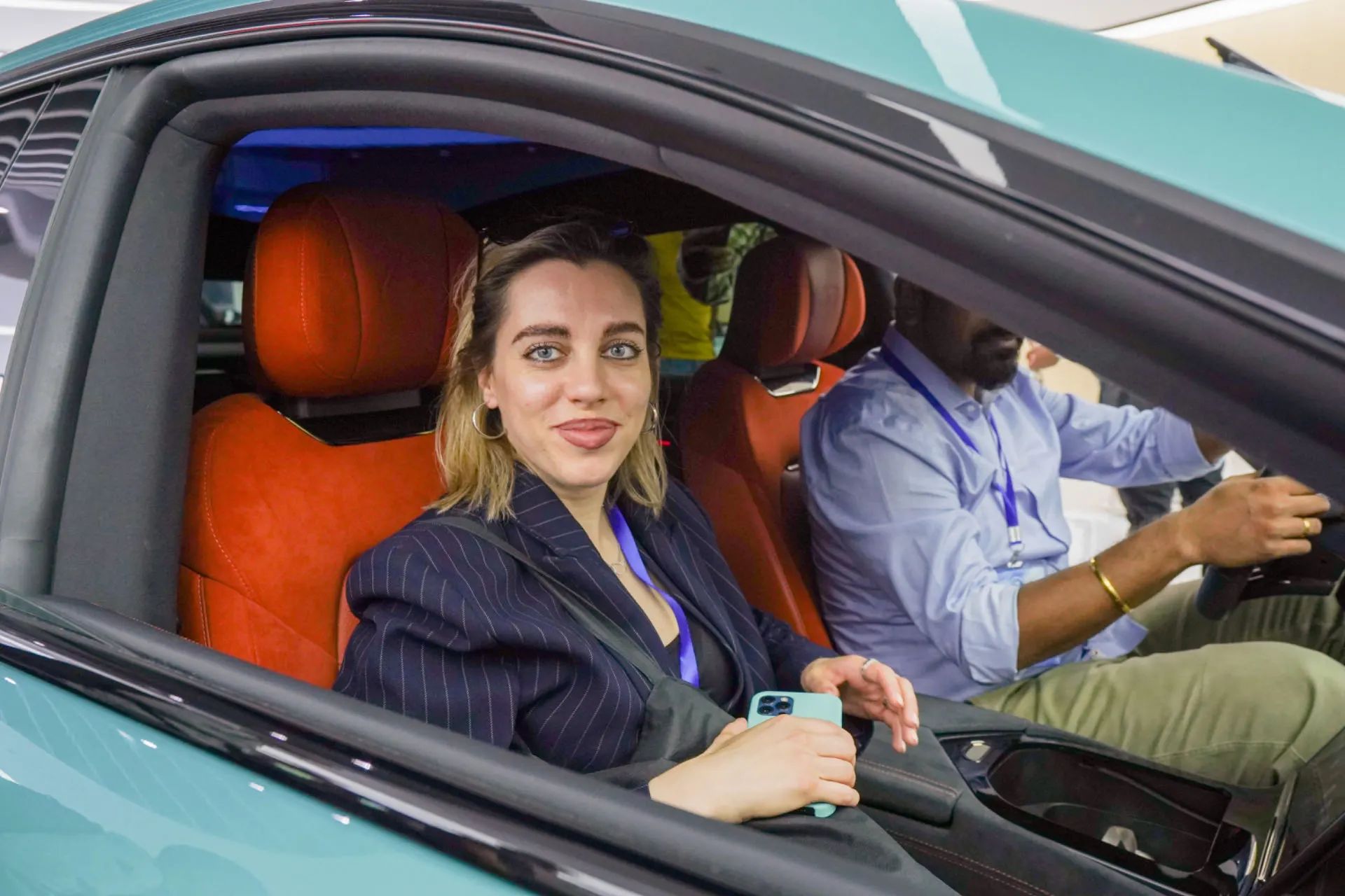 0704_144104_913.jpg 0704_144104_913.jpg