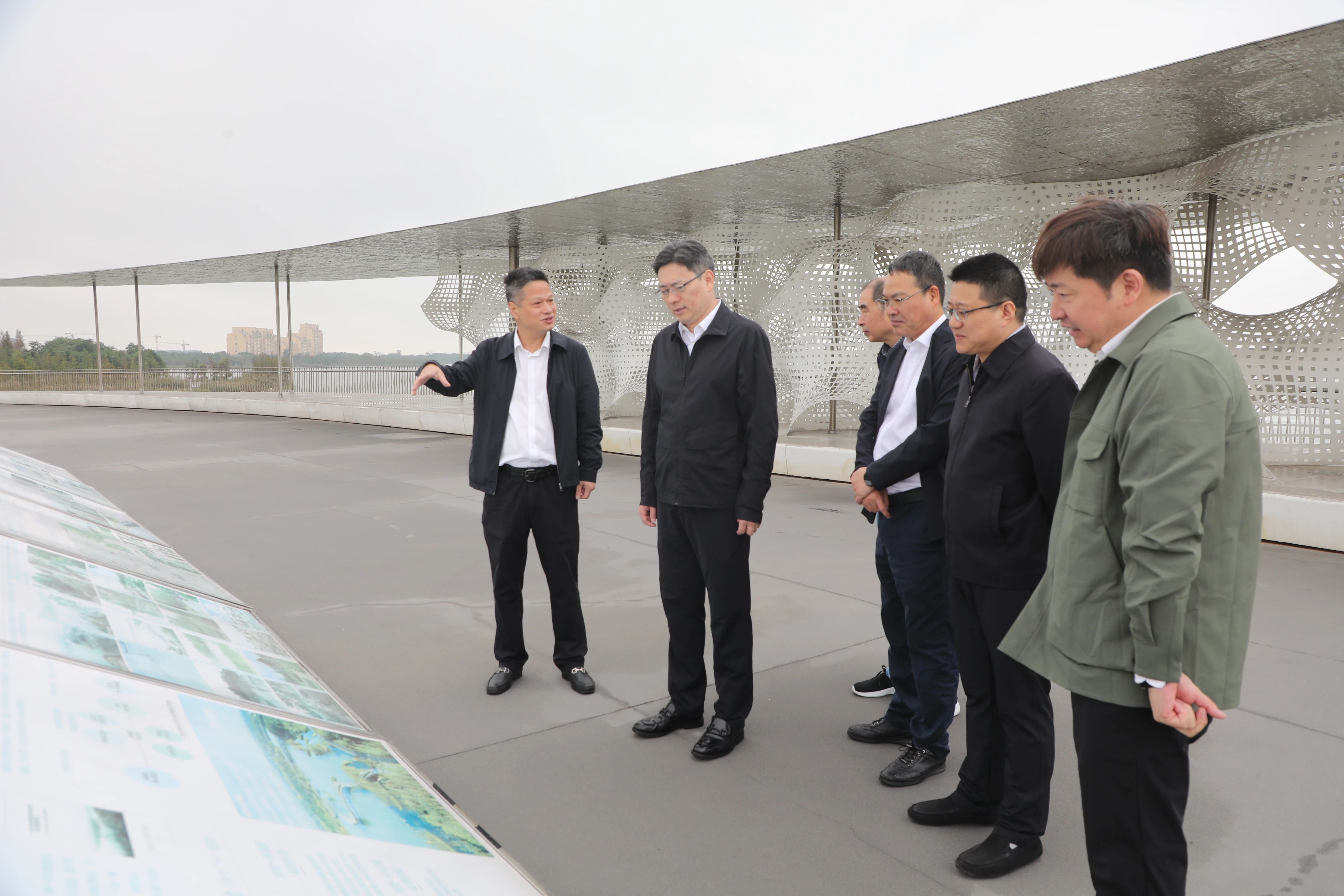 1022_135110_512.jpg 1022_135110_512.jpg