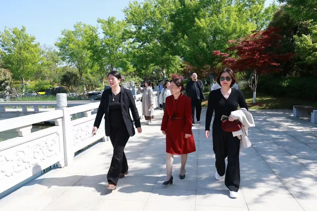 0416_132308_834.jpg 0416_132308_834.jpg