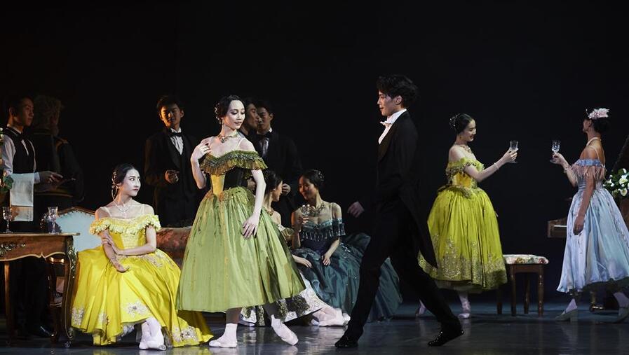 《茶花女》剧照。资料图片.jpeg 《茶花女》剧照。资料图片.jpeg