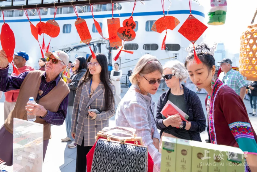 市集现场.png 市集现场.png