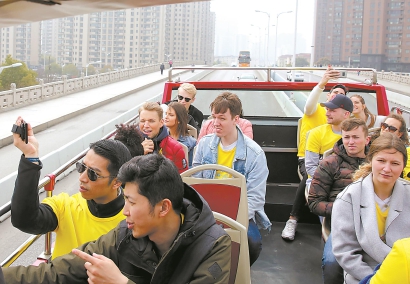 “百万市民看上海”启动 “百万市民看上海”启动