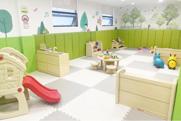 江湾镇街道第六市民驿站宝宝屋.png 江湾镇街道第六市民驿站宝宝屋.png