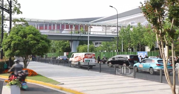 青浦警坛:2025上海车展离场攻略推荐! 青浦警坛:2025上海车展离场攻略推荐!