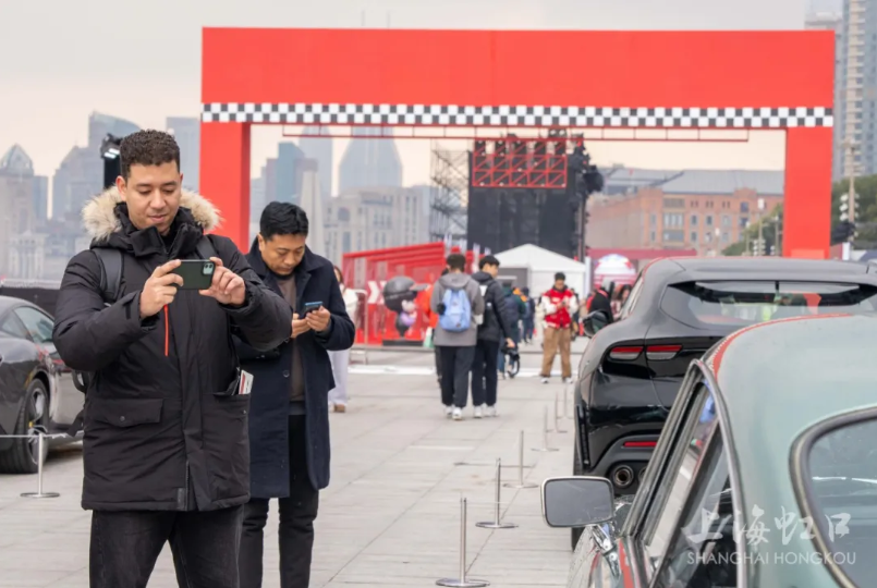 格子旗嘉年华现场.png 格子旗嘉年华现场.png