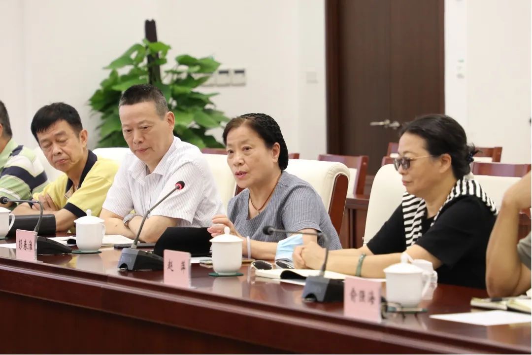 双方进行了充分的互动交流.jpeg 双方进行了充分的互动交流.jpeg