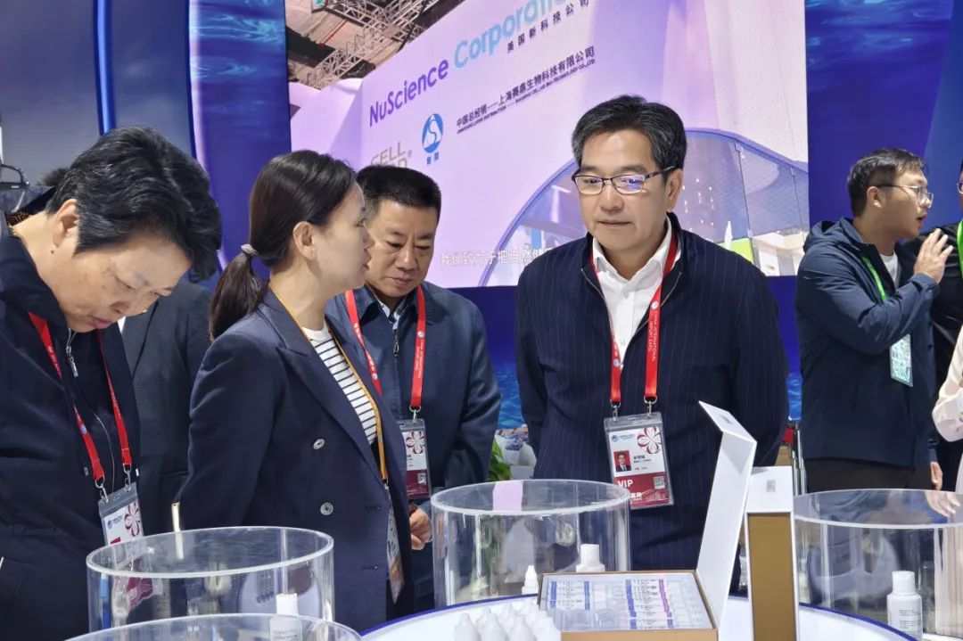 1108_090653_325.jpg 1108_090653_325.jpg