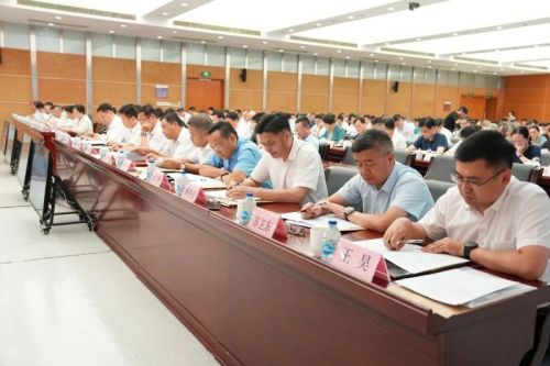 20240801104032072344.jpg 着力推动全区全面深化改革走深走实!二届区委八次全会举行3.jpg