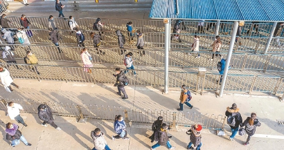 上海地铁昨起对17座车站限流 上海地铁昨起对17座车站限流