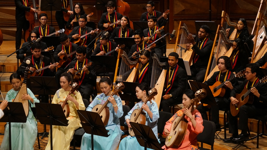庆祝中国-委内瑞拉建交50周年音乐会现场。 资料图片.jpg
