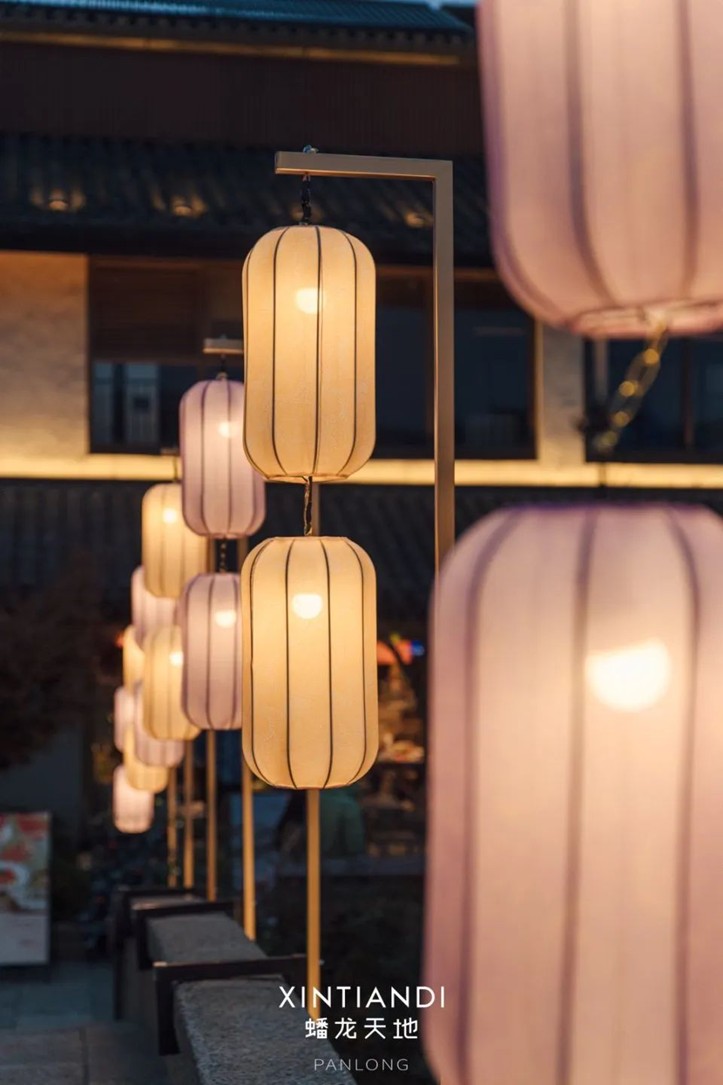 提一盏花灯入梦江南,来青浦用一场元宵灯海收官蛇年春节! 提一盏花灯入梦江南,来青浦用一场元宵灯海收官蛇年春节!