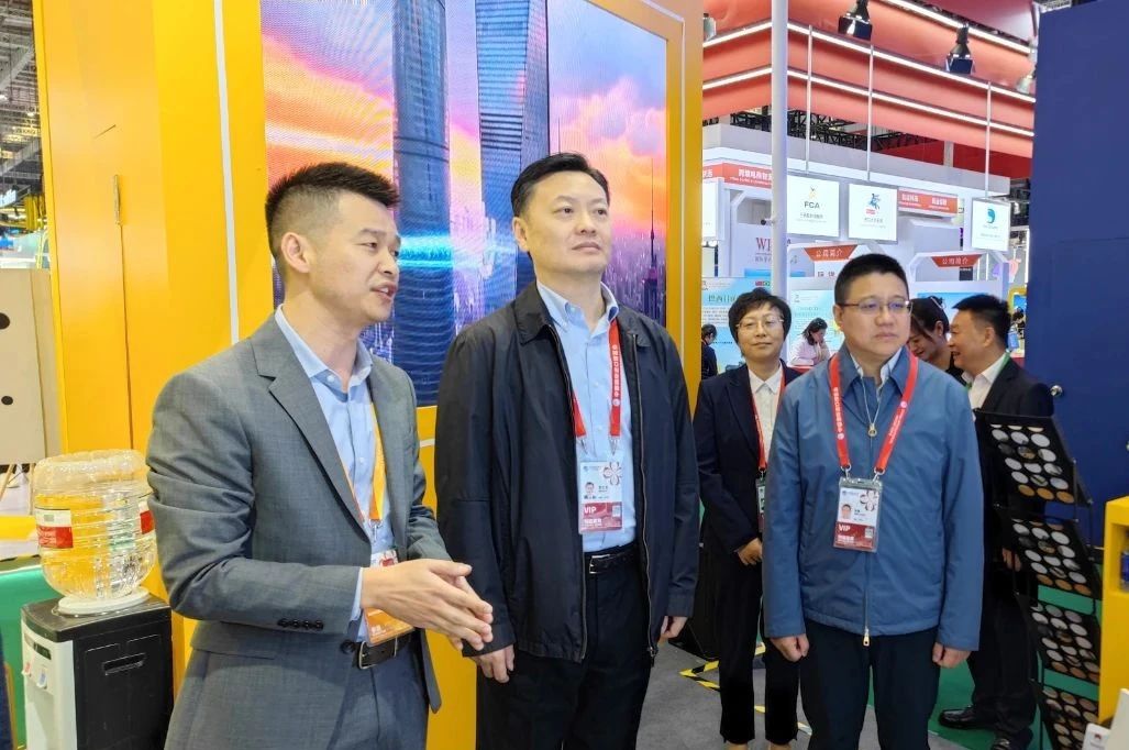 1108_090706_134.jpg 1108_090706_134.jpg