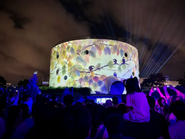 在西岸美术馆大道上观赏一场林风眠和吴冠中“联袂”的艺术展.jpg 在西岸美术馆大道上观赏一场林风眠和吴冠中“联袂”的艺术展.jpg