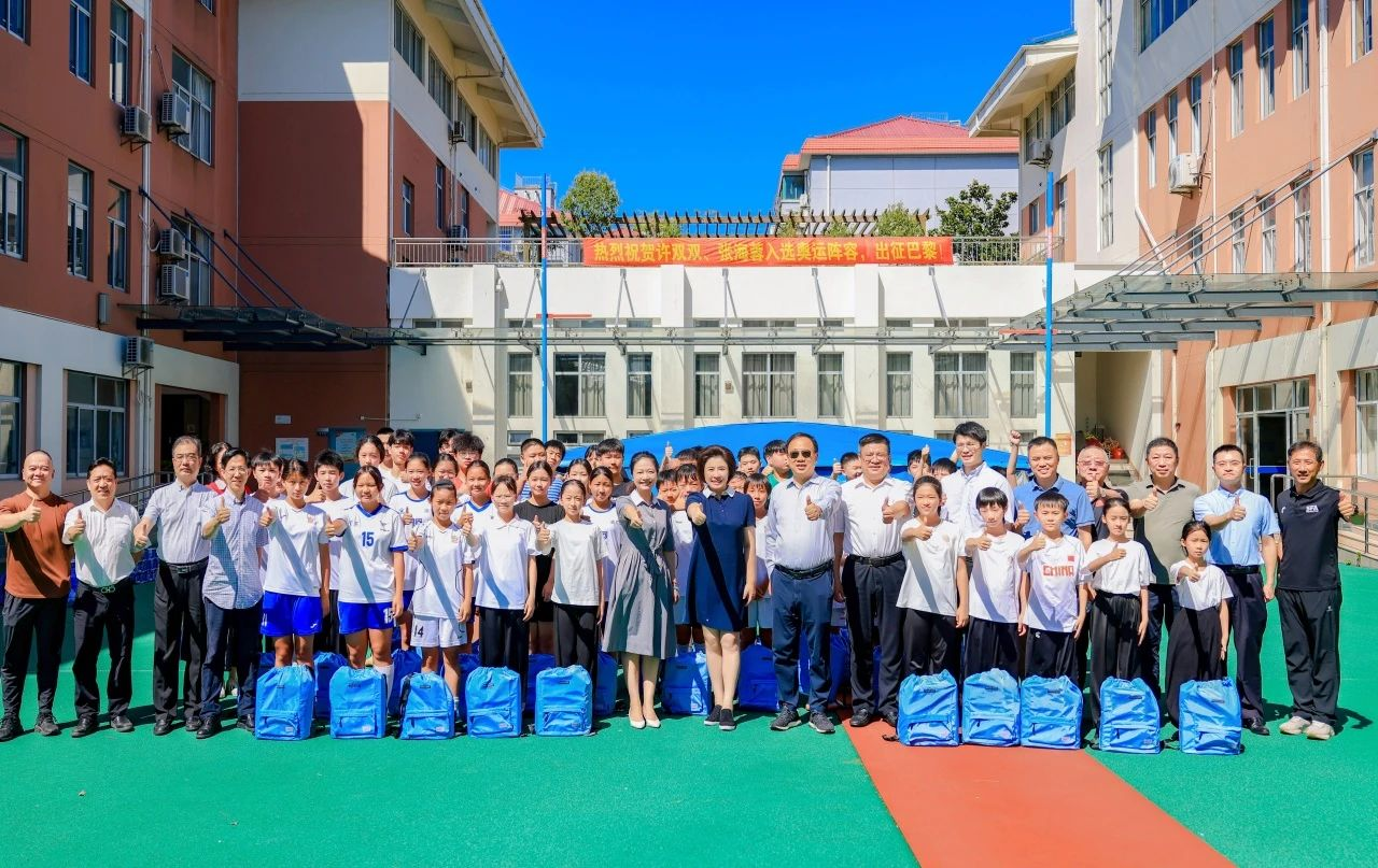 950a89ee2e034b71a3040fa140d08863.png 950a89ee2e034b71a3040fa140d08863.png