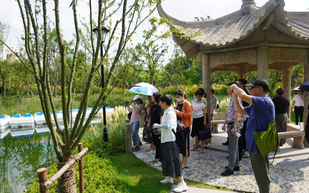 政府开放日2.jpg 政府开放日2.jpg