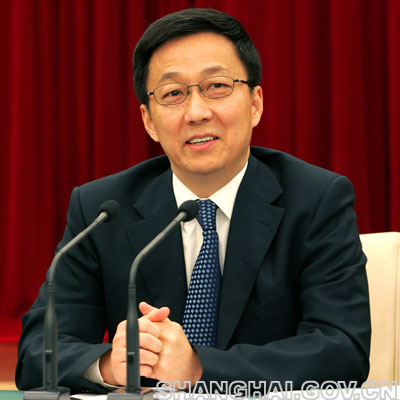 韩正主持市政府全体会议审议《政府工作报告》征求
意见稿 韩正主持市政府全体会议审议《政府工作报告》征求
意见稿