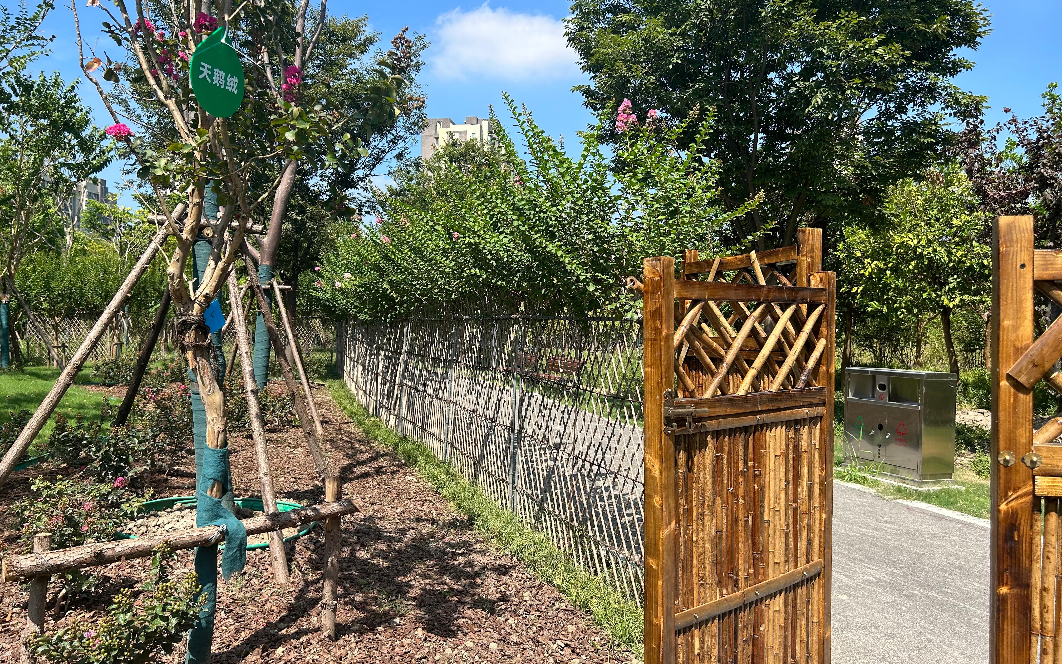 f98da317aba7ca5cc1b7b79fd80df5d.jpg f98da317aba7ca5cc1b7b79fd80df5d.jpg