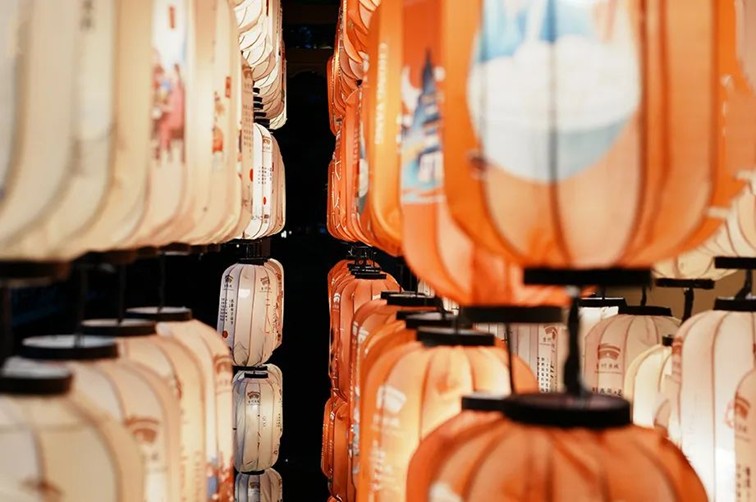 提一盏花灯入梦江南,来青浦用一场元宵灯海收官蛇年春节! 提一盏花灯入梦江南,来青浦用一场元宵灯海收官蛇年春节!