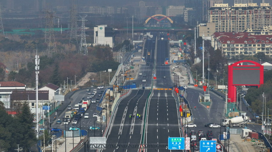 杨高北路东靖路跨线桥.jpeg