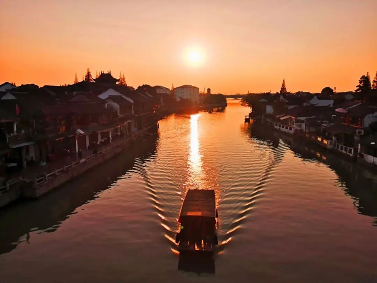 快高铁·慢生活|开通啦!青浦上榜长三角“四季主题榜单”和十大主题线路! 快高铁·慢生活|开通啦!青浦上榜长三角“四季主题榜单”和十大主题线路!