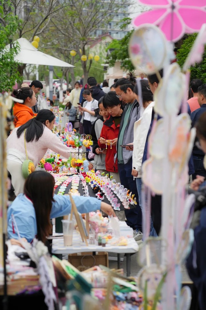 柿子熟了,快来青浦邂逅最“甜蜜”的秋!再不来就要等一年了! 柿子熟了,快来青浦邂逅最“甜蜜”的秋!再不来就要等一年了!