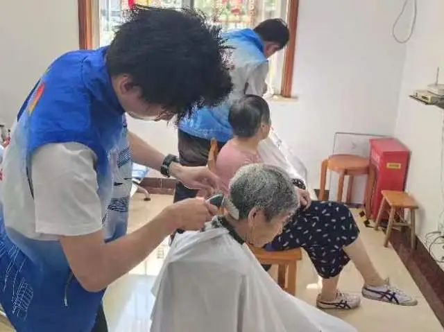 0725_133412_853.jpg 0725_133412_853.jpg