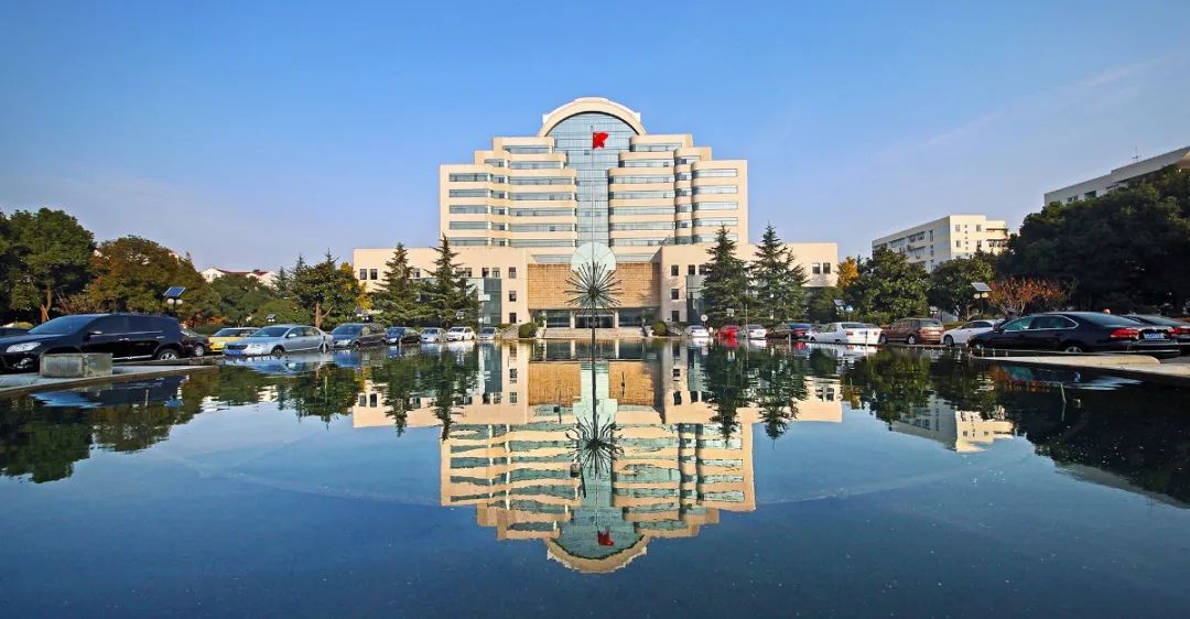 1227_115253_225.jpg 1227_115253_225.jpg